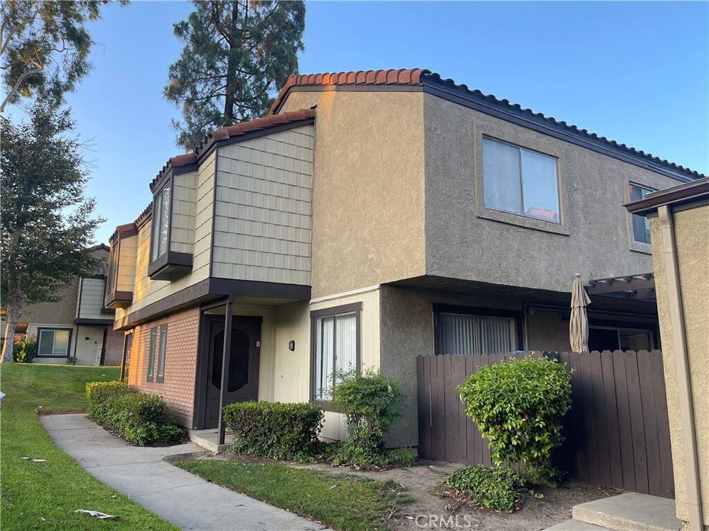 9386 Mesa Verde Drive #B photo