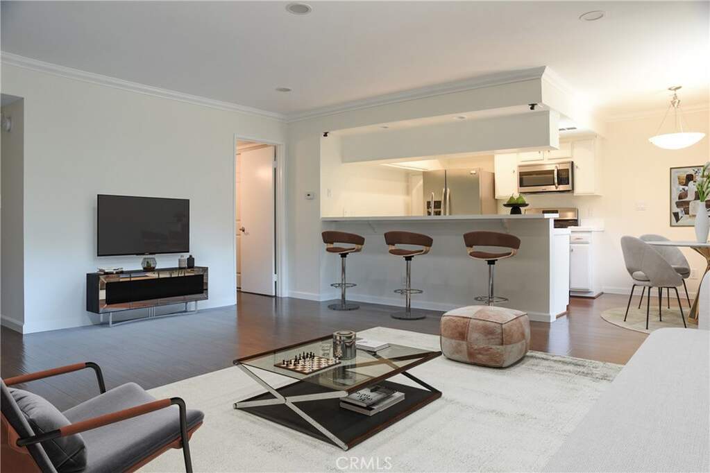 2700 E Cahuenga Boulevard #2207 photo