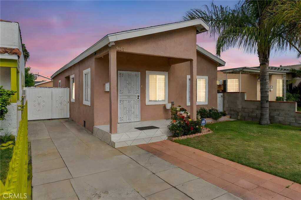 9637 San Carlos Avenue photo