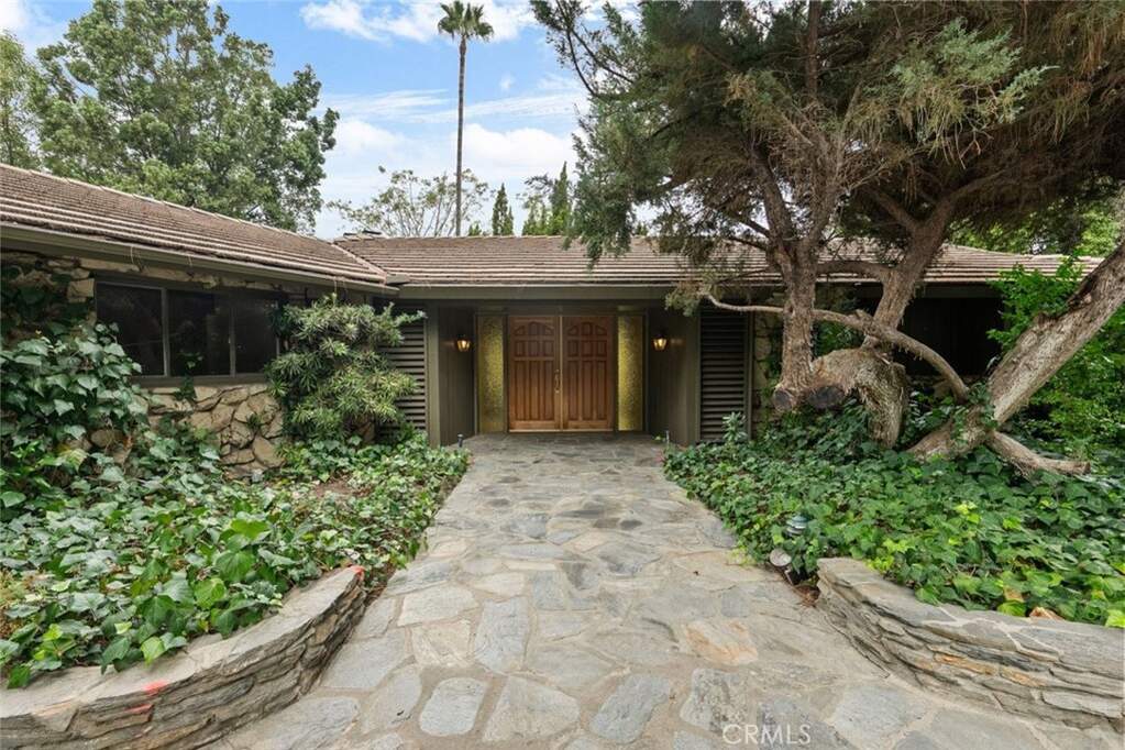 1218 Flintridge Circle photo