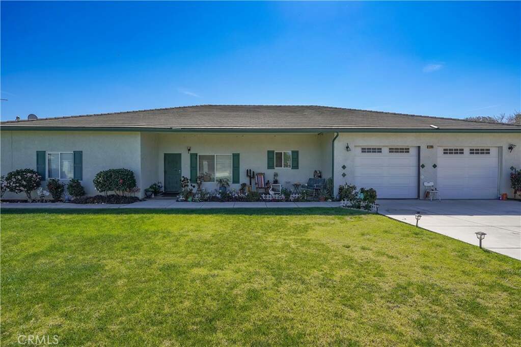 17643 Santa Ana Avenue photo