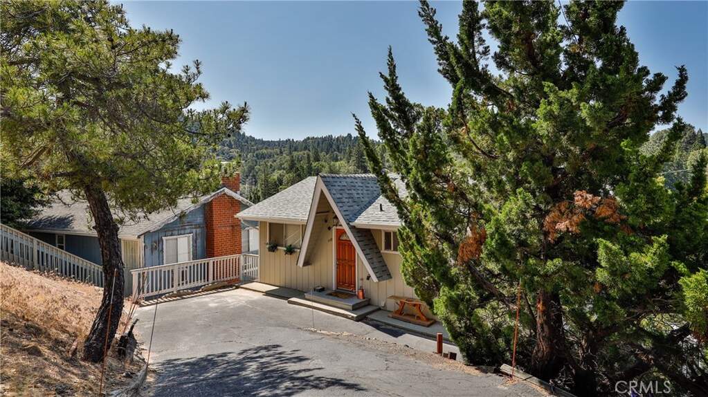 448 Delle Drive photo