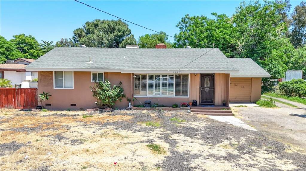 11079 Alder Avenue photo