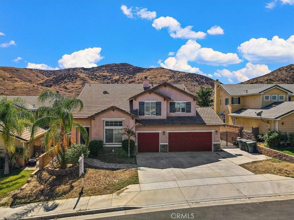 177 Alabaster, Perris, CA 92570