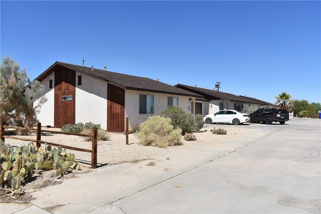 6735 Mesquite Drive photo