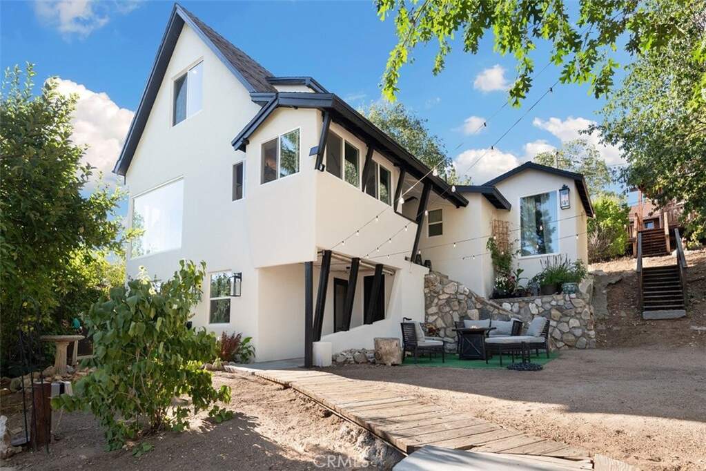 39474 Cline Miller Place photo