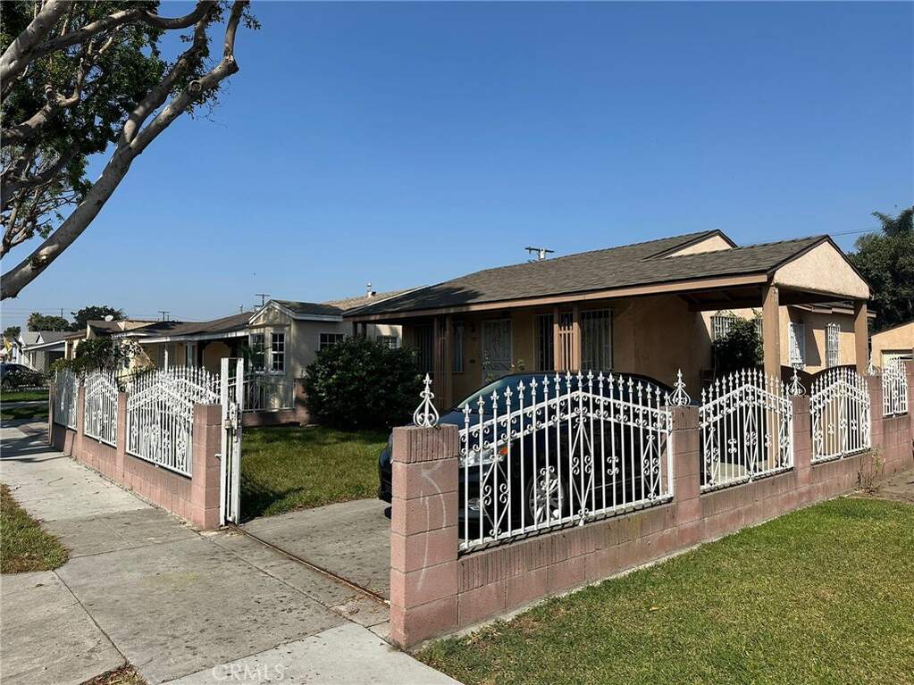 2549 Kansas Avenue photo