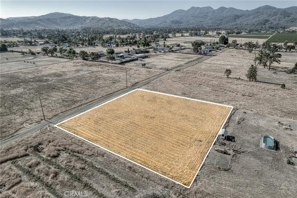 20721 Santa Clara Avenue photo