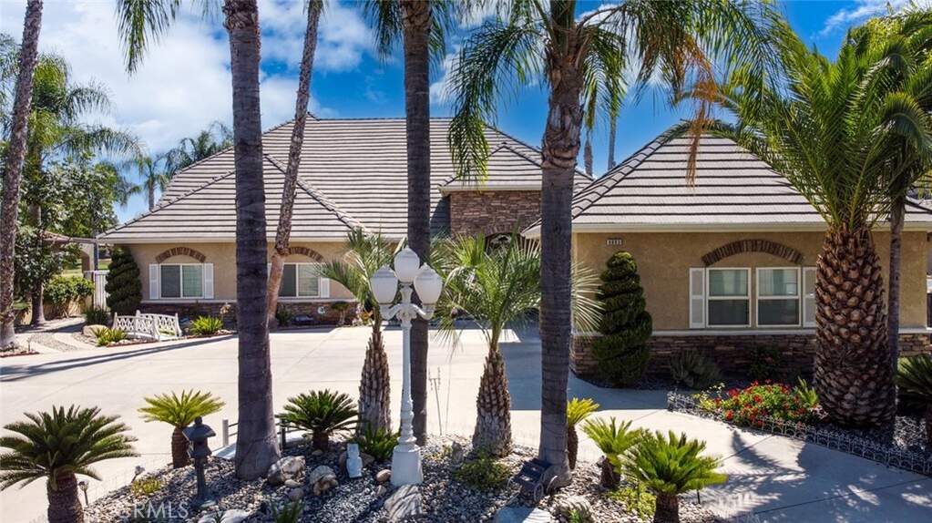 6663 Desert Springs Street photo