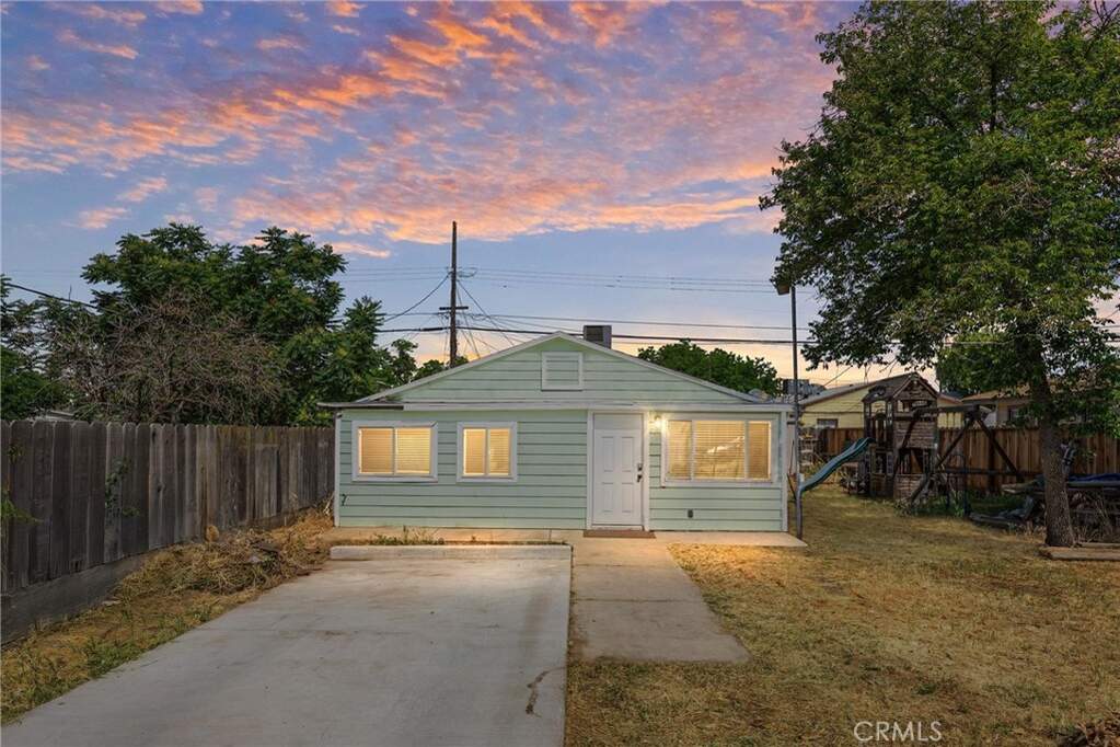 404 Colusa Avenue photo