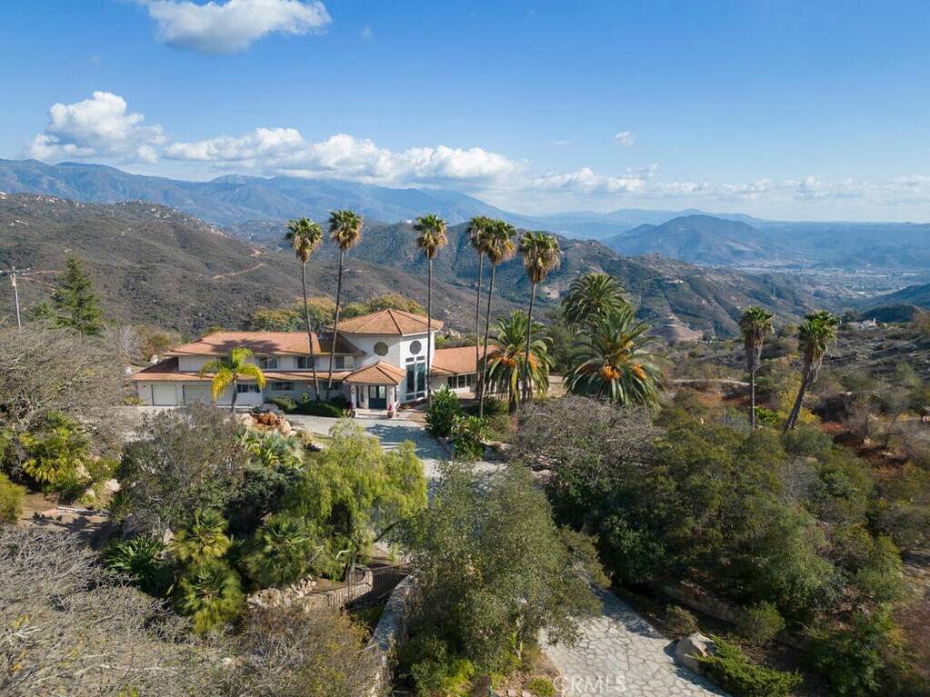 6455 Rainbow Heights Road photo