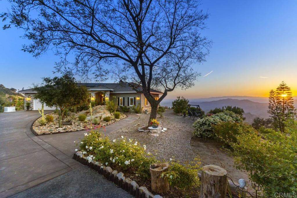 1078 Rainbow Crest Road photo