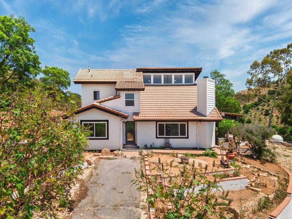 9202 Moon Ridge Road photo