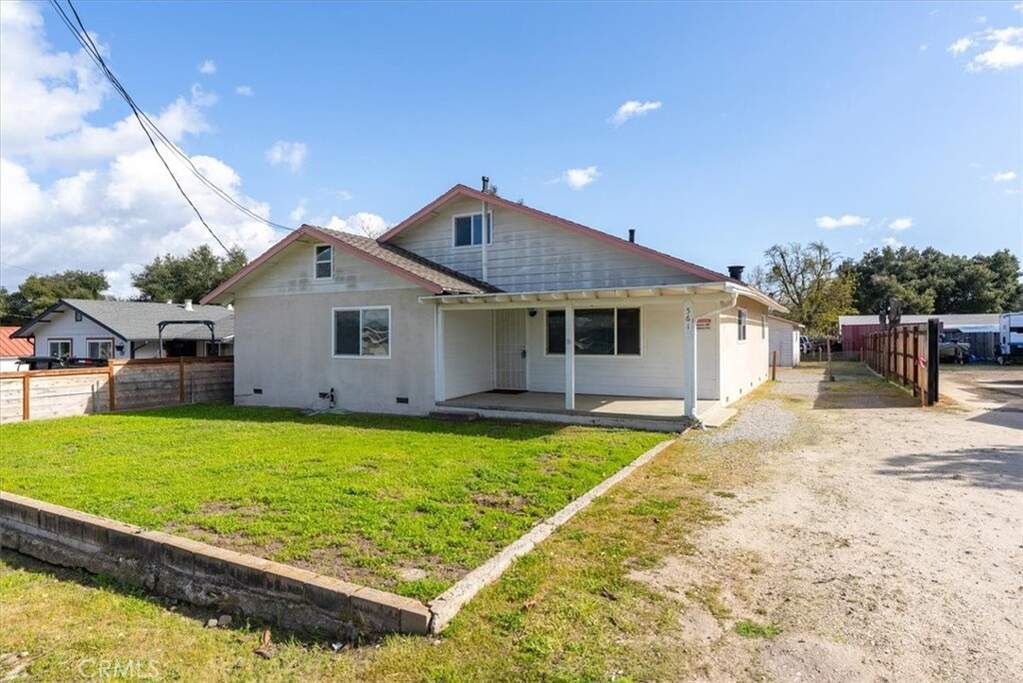 561 Las Tablas Road photo