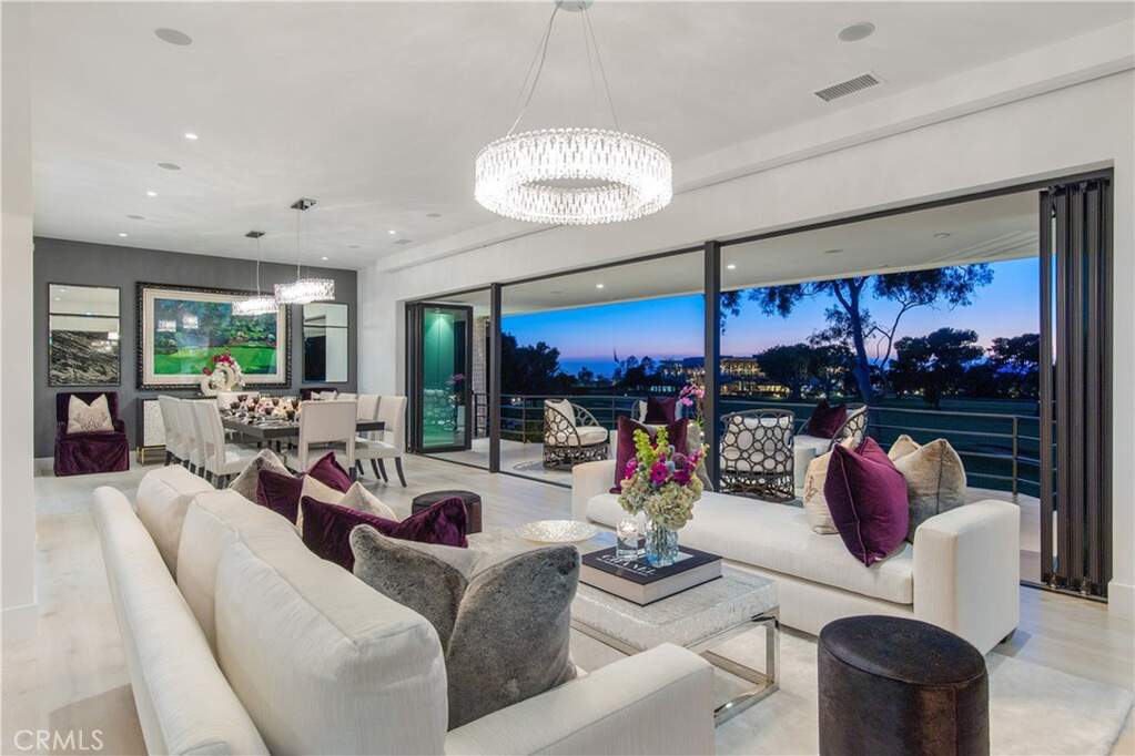 1139 Granville photo