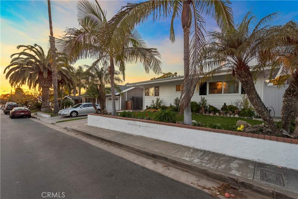 115 Avenida Santa Inez photo
