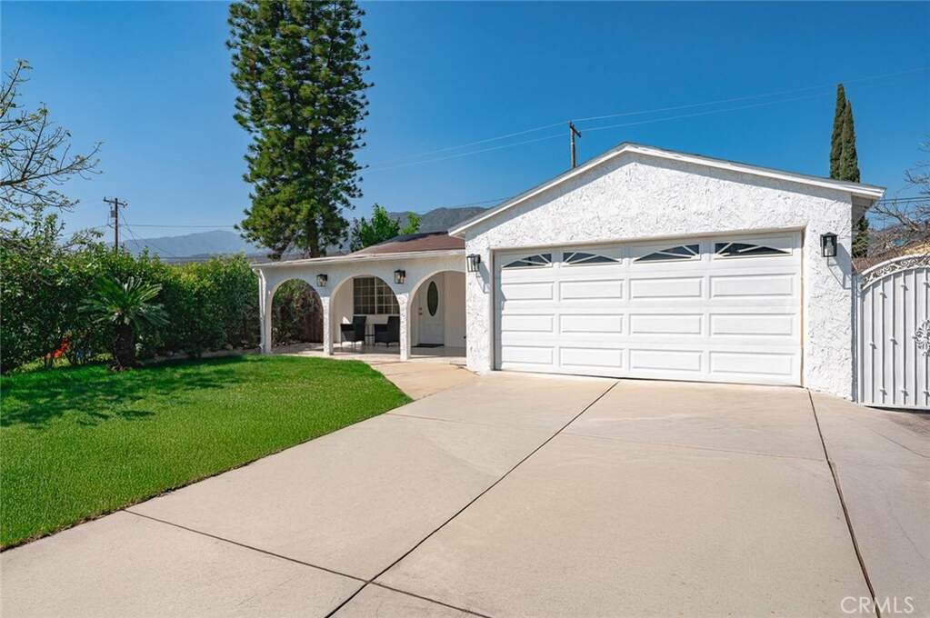 2613 Millbrae Avenue photo