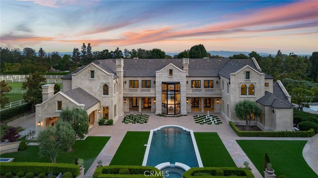 18 Dovetail Lane photo