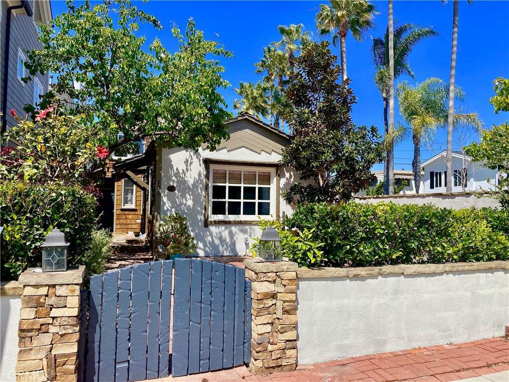 135 Turquoise Avenue photo