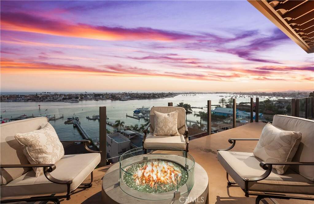 2301 Pacific Drive photo