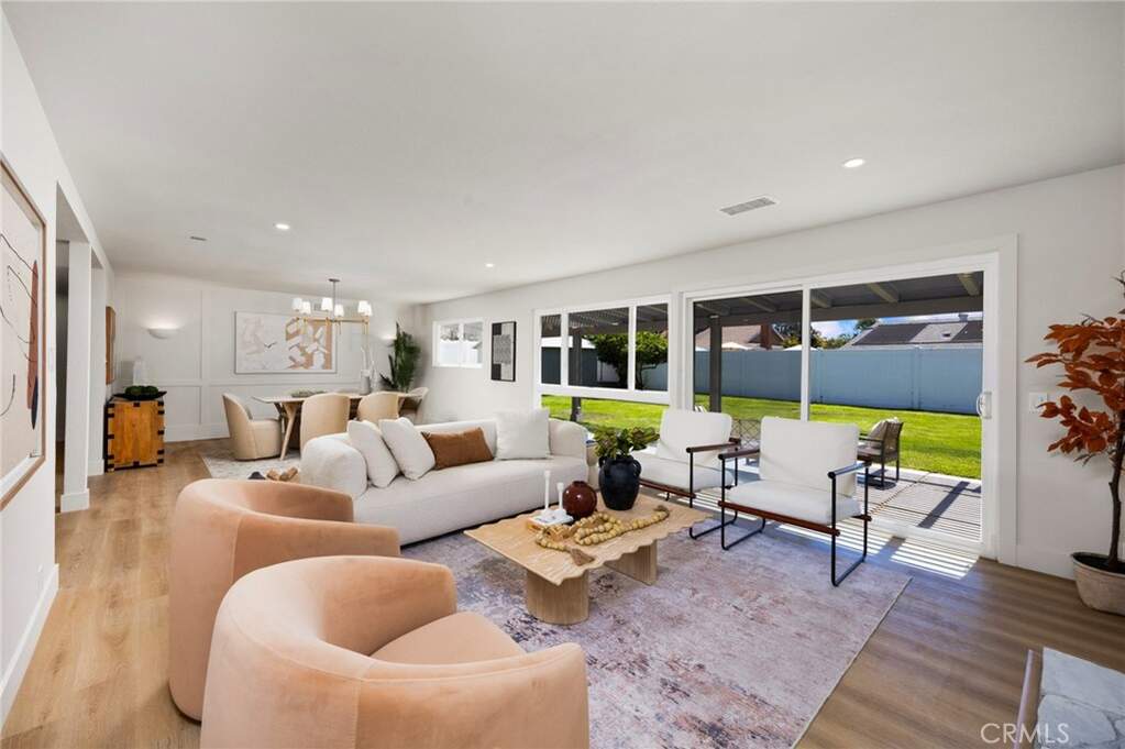 25112 Vespucci Road photo