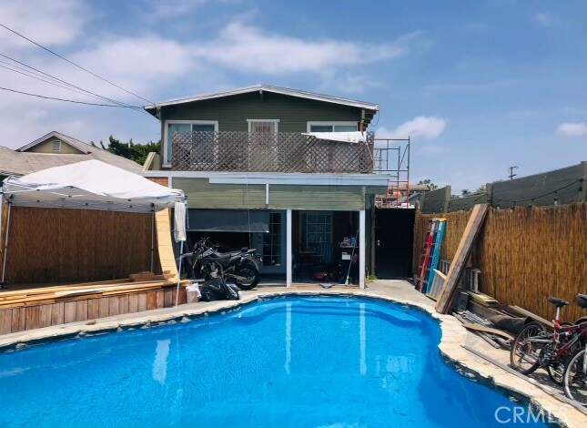 2238 Walnut Avenue photo