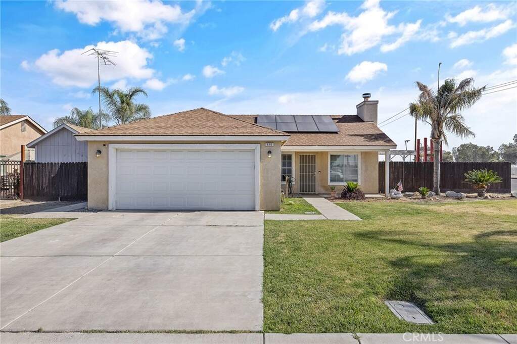 910 Mariposa Avenue photo