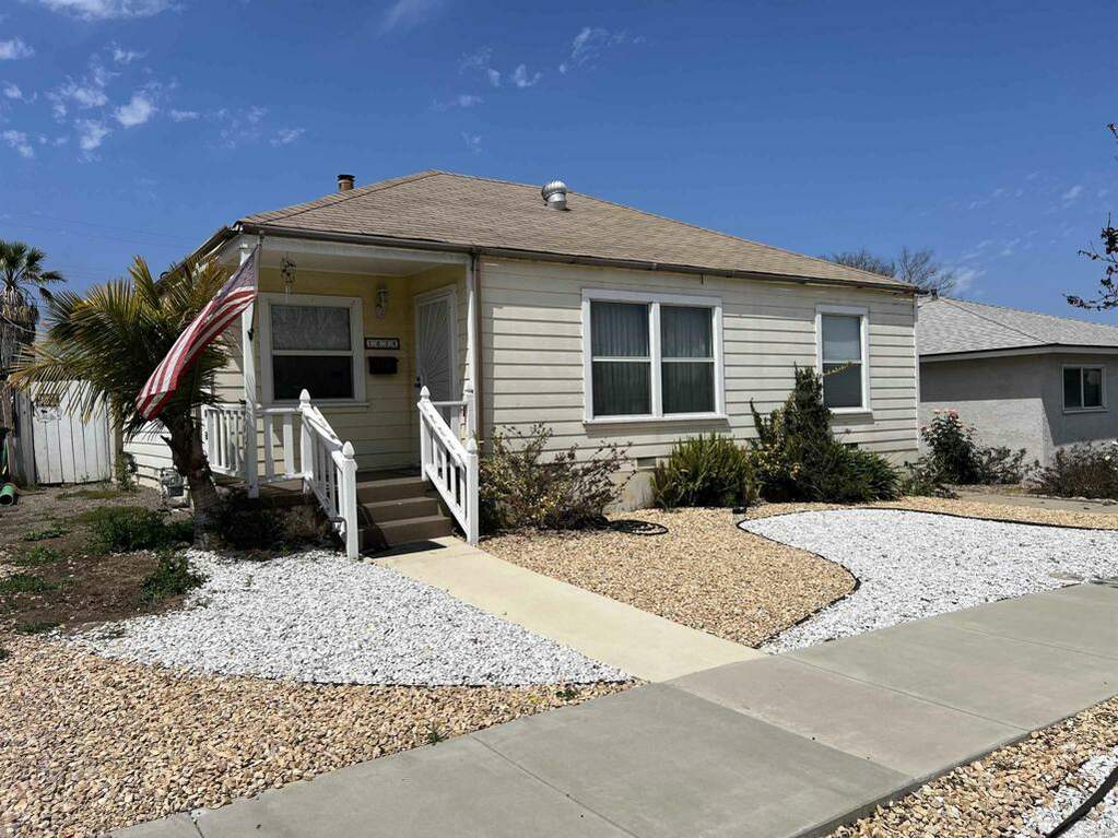 1034 Woodlawn Avenue, Chula Vista, CA 91911