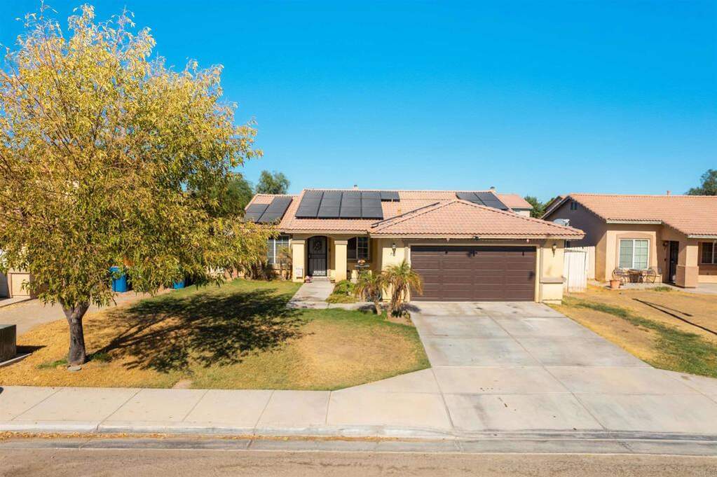 731 River Drive photo