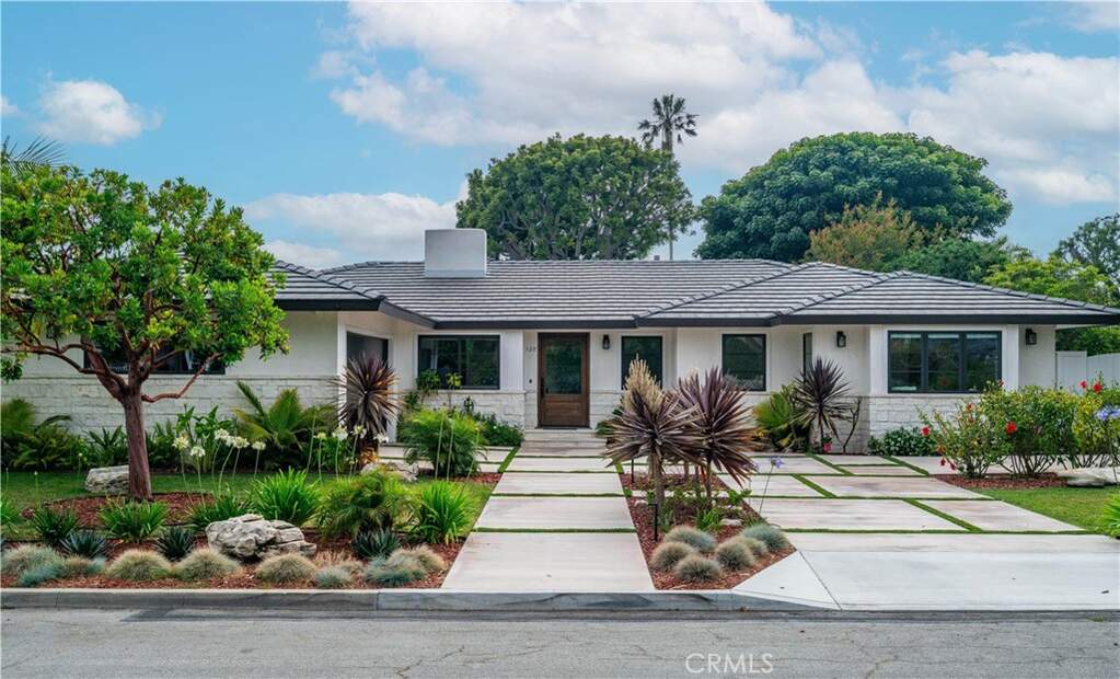 128 Rocky Point Road photo