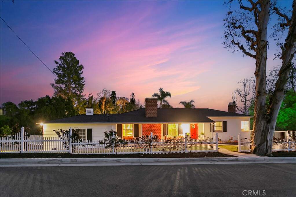 19120 Valley Drive photo