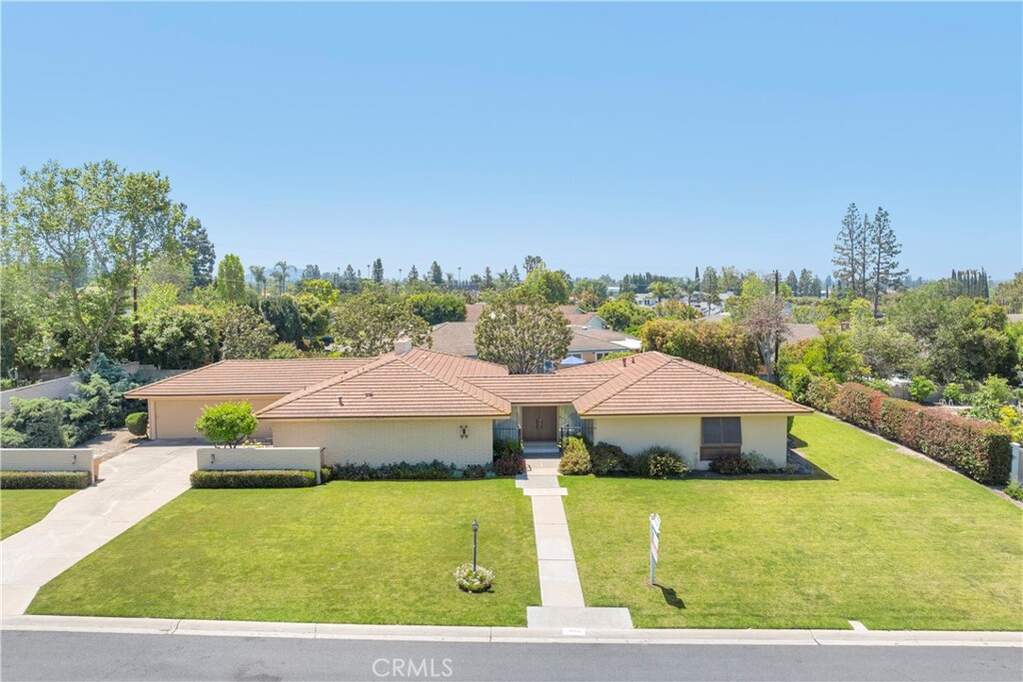 18132 James Road photo