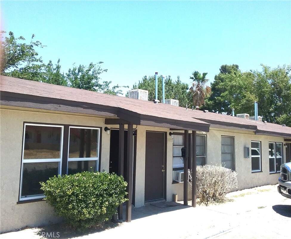 44931 Trevor Avenue photo