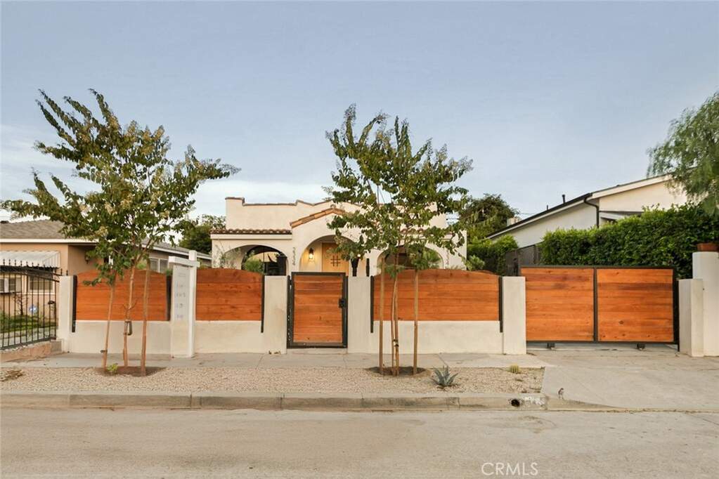 2334 Glover Place, Los Angeles, CA 90031