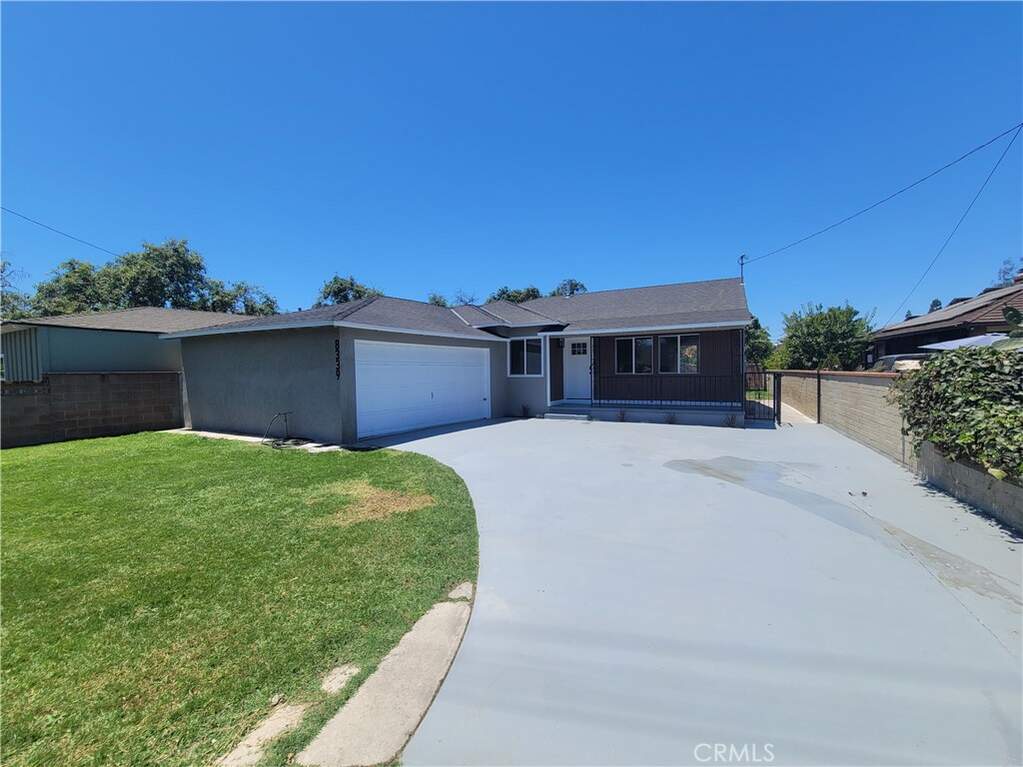 8339 Manzanar Avenue photo