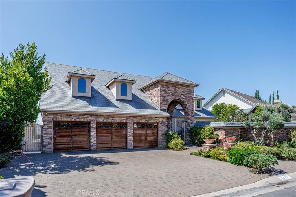 9772 Crestview Circle photo