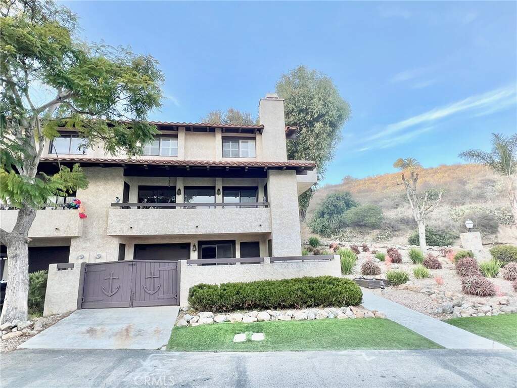 1 Cabrillo Drive photo