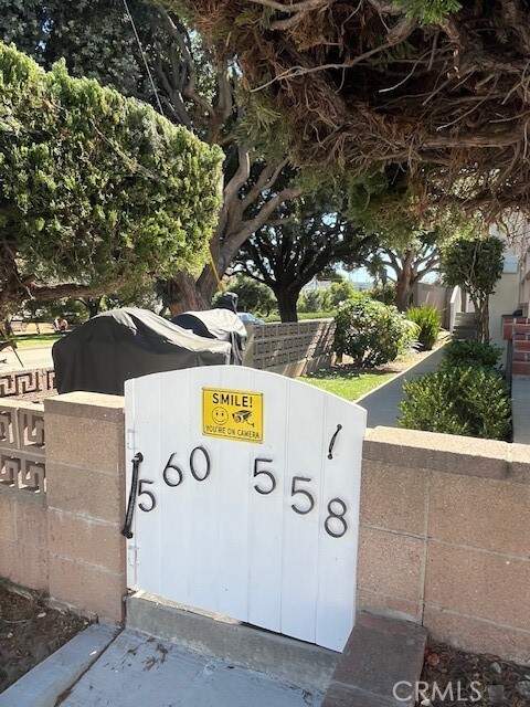 558 8th Street photo