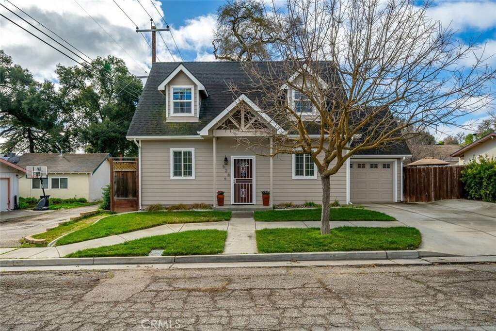 526 7th Street, Paso Robles, CA 93466
