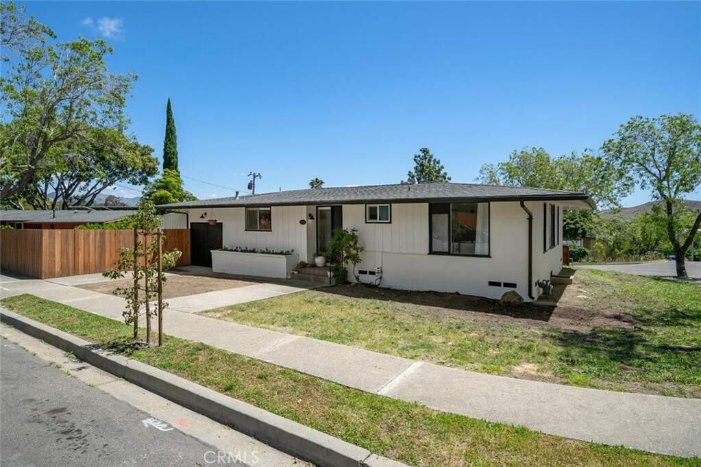 1215 Sylvia Court, San Luis Obispo, CA 93401