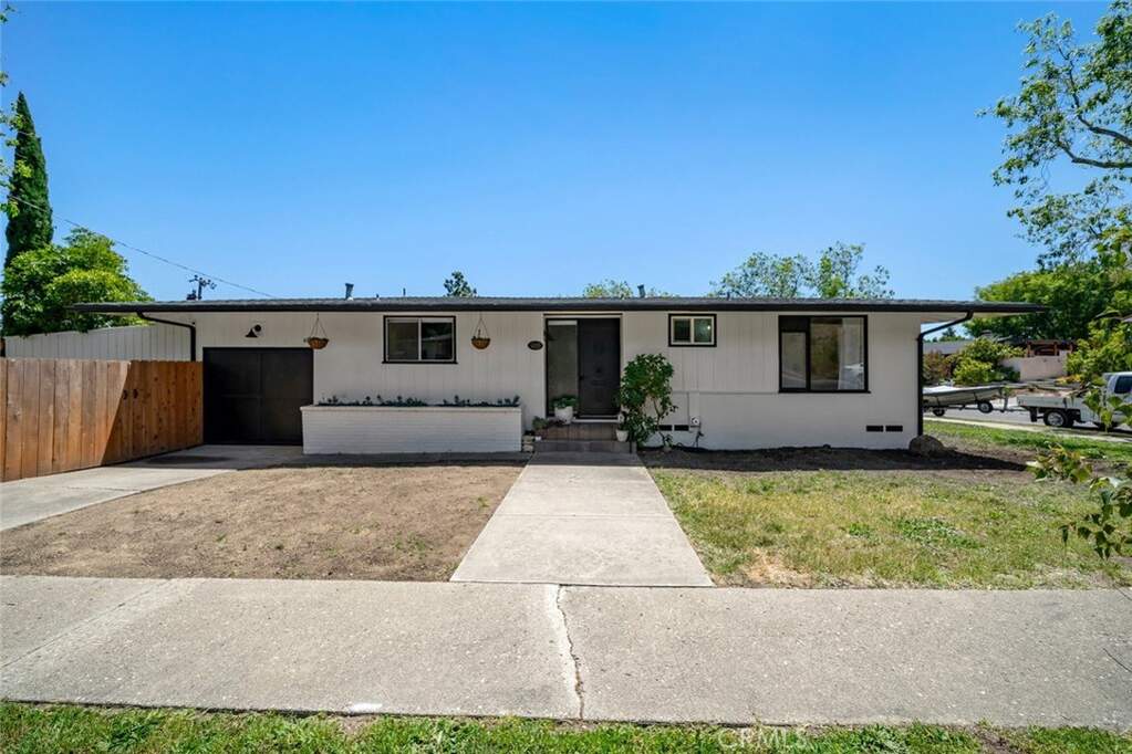 1215 Sylvia Court, San Luis Obispo, CA 93401