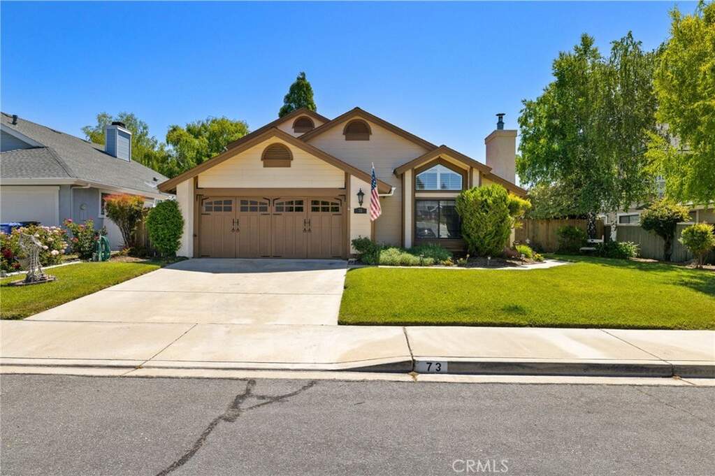 73 Mockingbird Lane photo