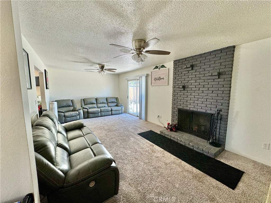 1602 W Dorothea Avenue W photo