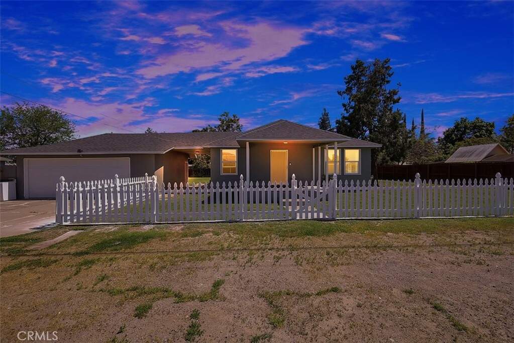 2267 Pepper Street photo