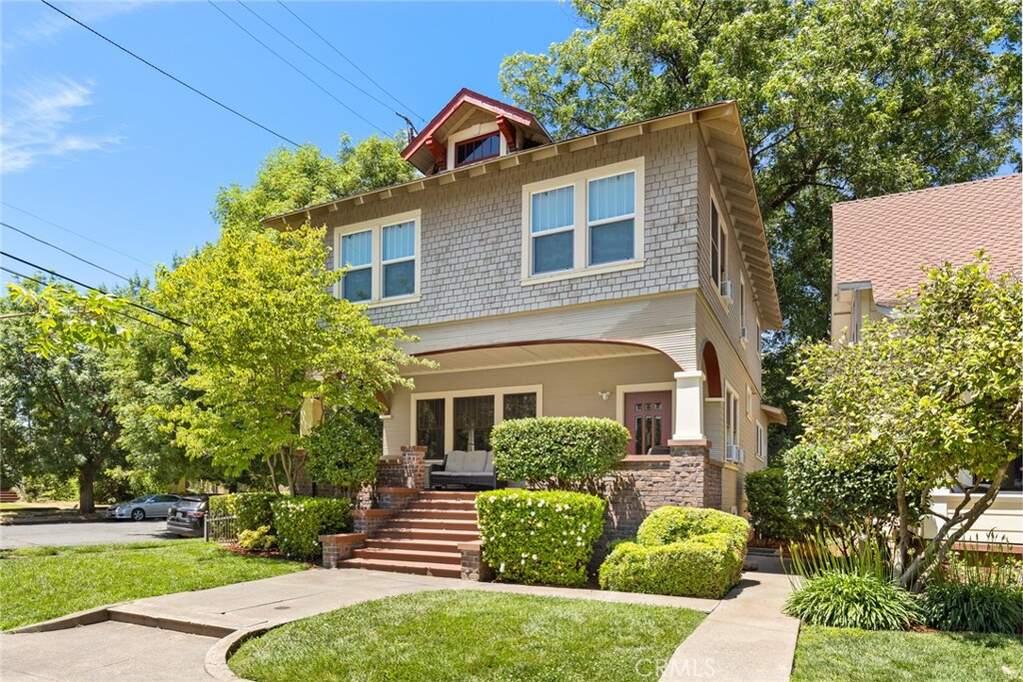 544 W 3rd Street photo