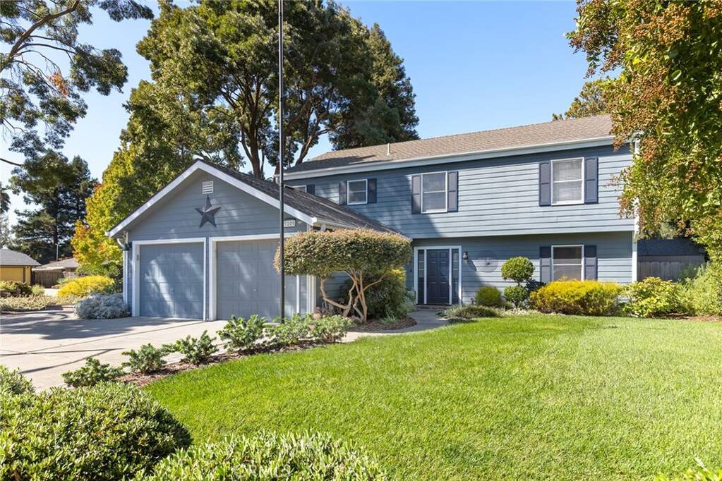 1109 Valley Oak Drive photo