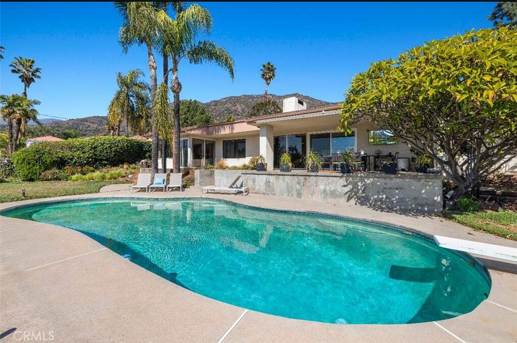 2232 Golden Meadow Drive photo