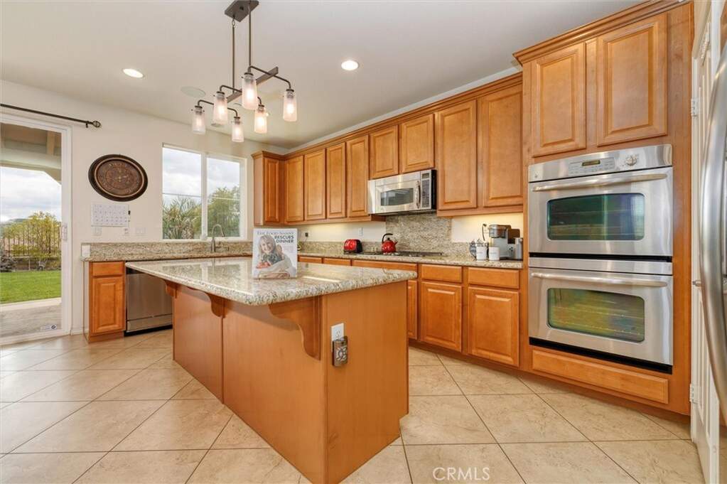 22620 Dragonfly Ct photo