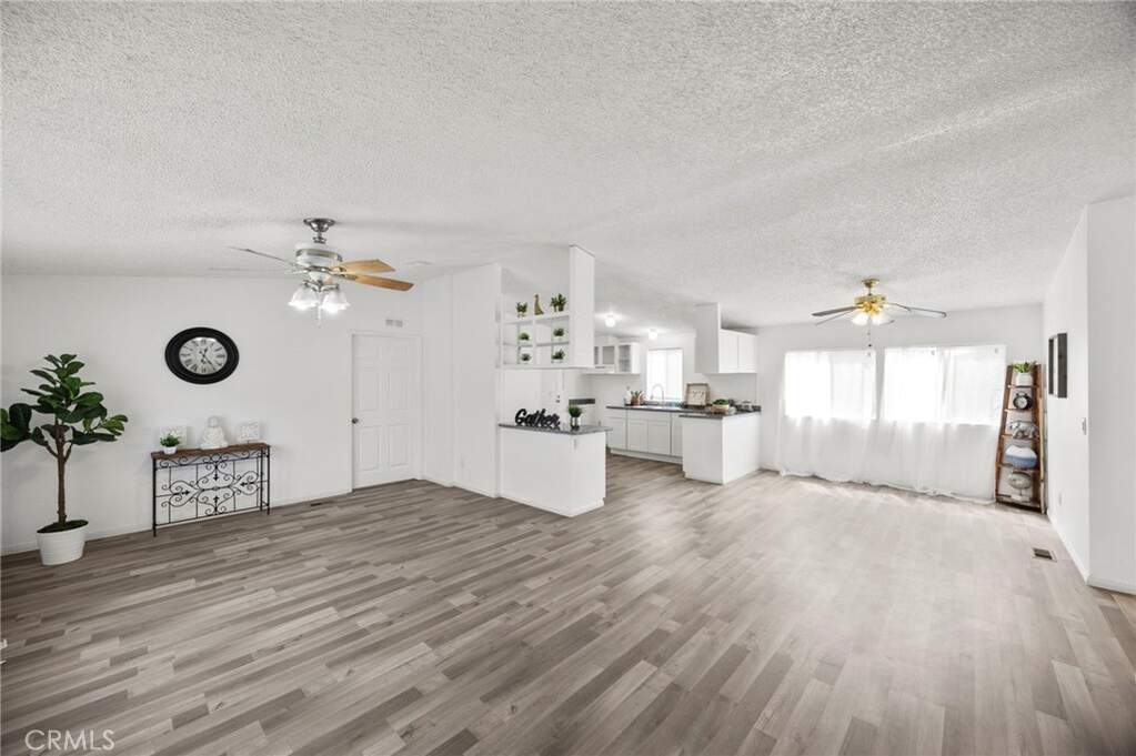 12859 Danbury Street photo