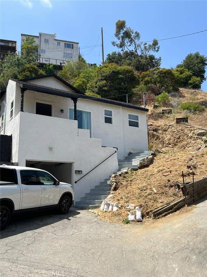6901 Cahuenga Park Trail photo
